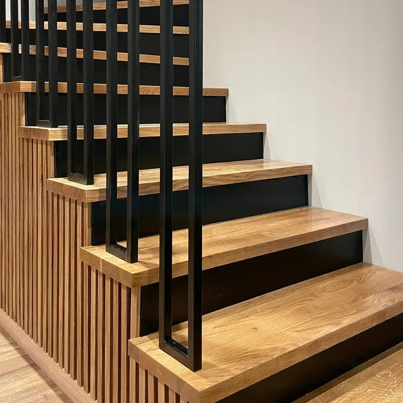 Schody dębowe na wymiar - produkcja EnterAndGo